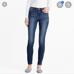 JCrew 8” midrise skinny jean